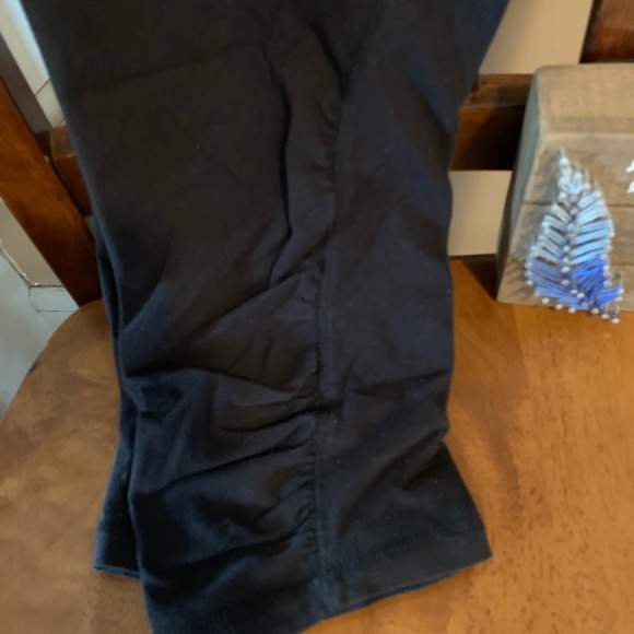 Lot of 3 Tek Gear Drytek workout capris - Picture 4 of 7